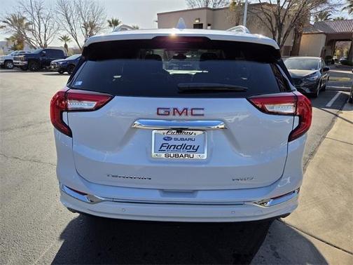 2023 GMC Terrain Denali