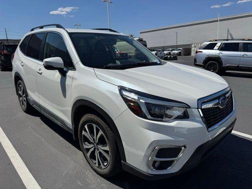 Crystal White Pearl 2021 Subaru Forester Limited