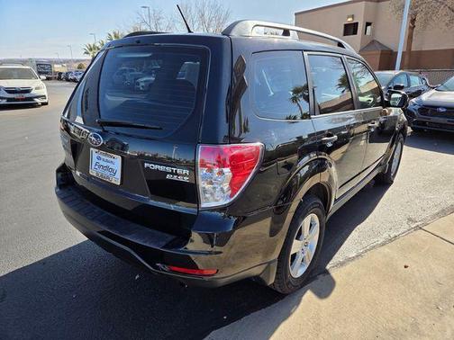 Obsidian Black Pearl 2013 Subaru Forester 2.5X