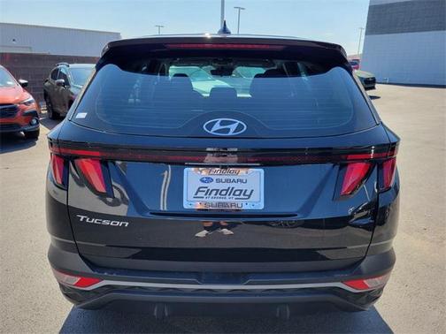 2023 Hyundai TUCSON SE