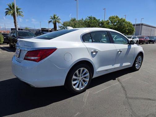 Summit White 2016 Buick LaCrosse Leather