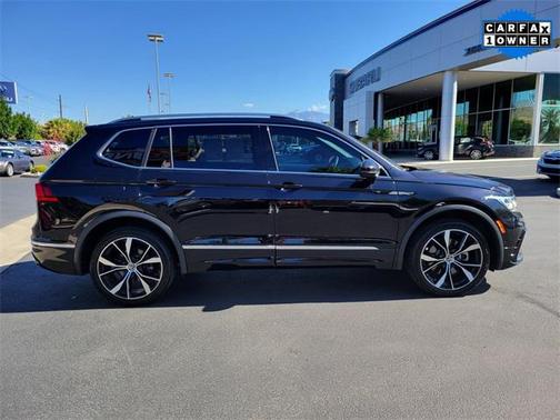 2022 Volkswagen Tiguan 2.0T SEL R-Line 4MOTION