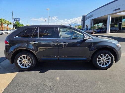Quartz 2013 Lincoln MKX Base