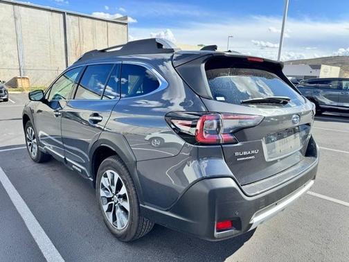 2023 Subaru Outback Touring