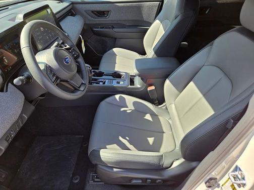 Crystal White Pearl 2026 Subaru Outback Premium
