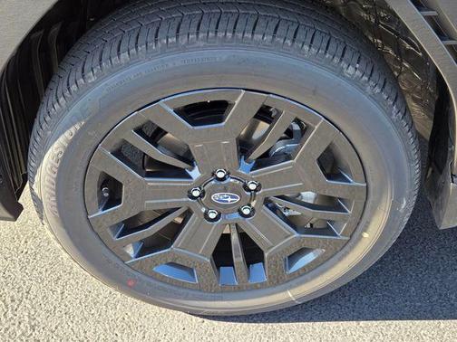 Magnetite Gray Metallic 2026 Subaru Outback Limited XT