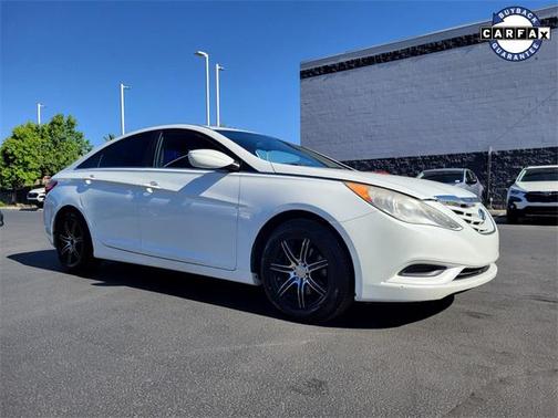 2012 Hyundai SONATA GLS