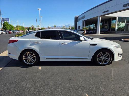 Snow White Pearl 2013 Kia Optima SX