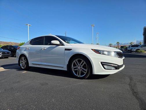 Snow White Pearl 2013 Kia Optima SX