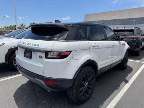 Fuji White 2018 Land Rover Range Rover Evoque SE