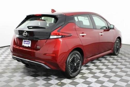 2024 Nissan Leaf SV PLUS