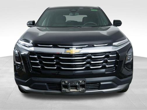 Mosaic Black Metallic 2025 Chevrolet Equinox LT
