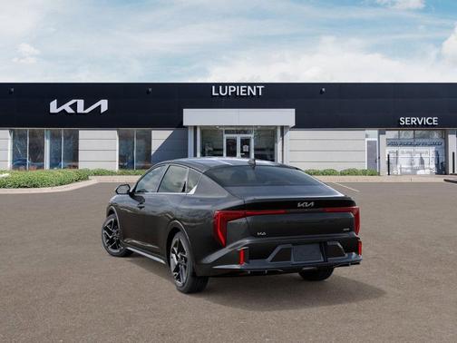 2025 Kia K4 GT-Line