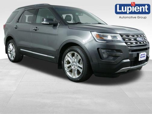 Gun Metallic 2016 Ford Explorer XLT