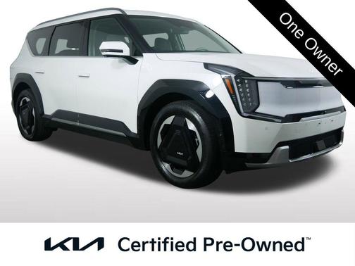 Snow White Pearl 2024 Kia EV9 Land