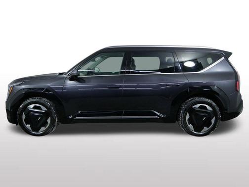2024 Kia EV9 Land