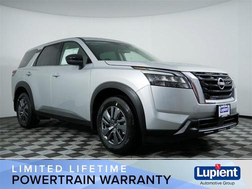 2025 Nissan Pathfinder S