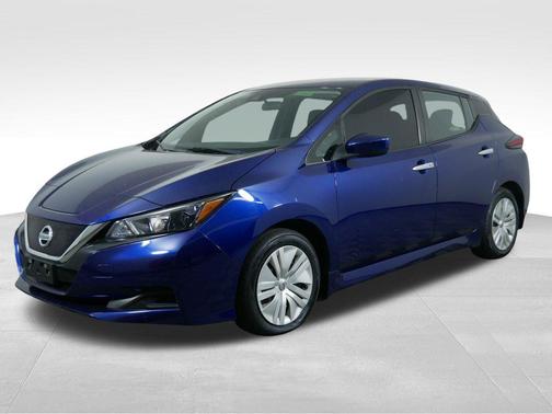 Deep Blue Pearl 2022 Nissan Leaf S