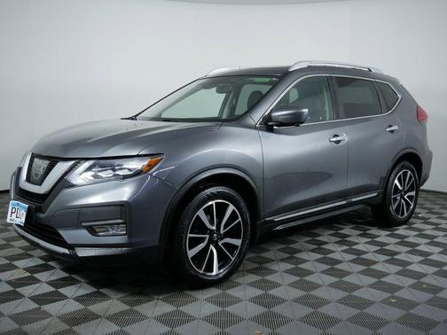 2017 Nissan Rogue SL