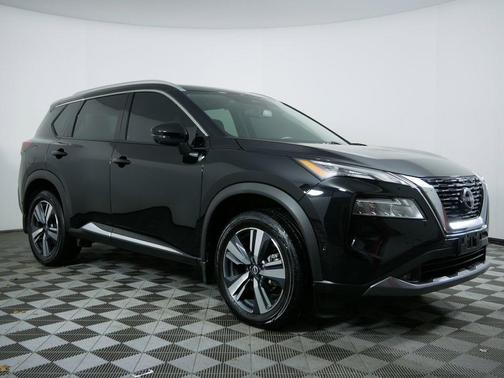 2022 Nissan Rogue SL
