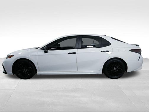 2022 Toyota Camry Hybrid Nightshade