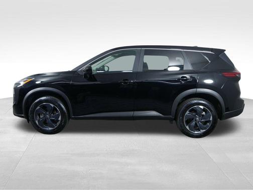 Super Black 2025 Nissan Rogue SV