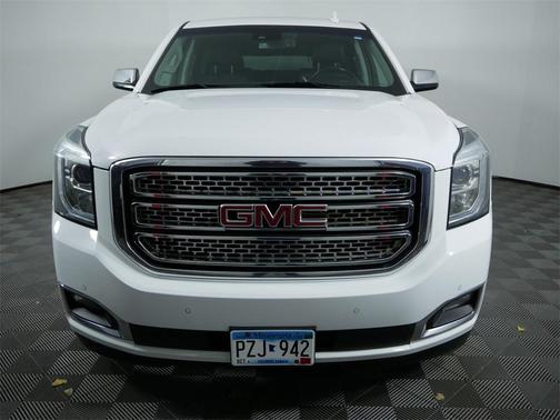 2017 GMC Yukon XL SLT