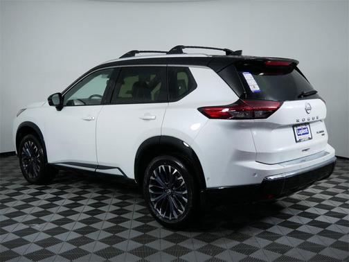 2025 Nissan Rogue Platinum