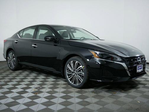 2025 Nissan Altima SL