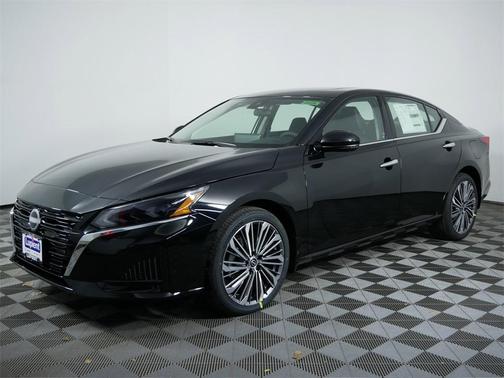 2025 Nissan Altima SL