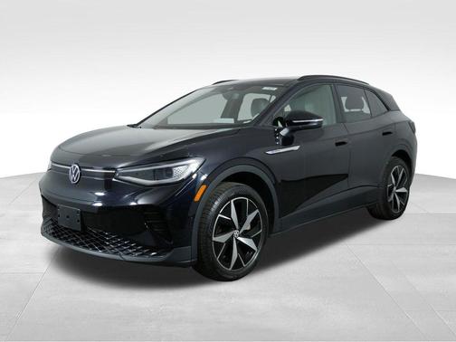 Deep Black Pearl Effect 2023 Volkswagen ID.4 Pro S
