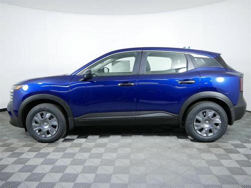 2025 Nissan Kicks S