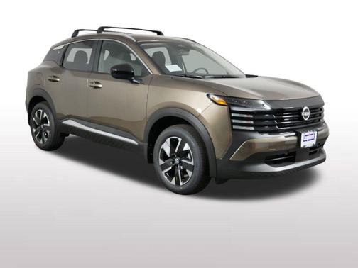 Canyon Bronze M 2026 Nissan Kicks SV