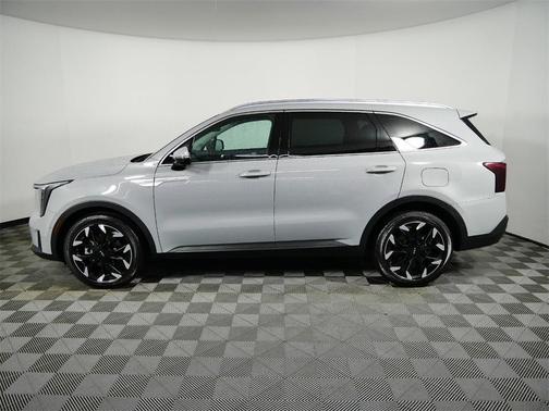 2025 Kia Sorento SX