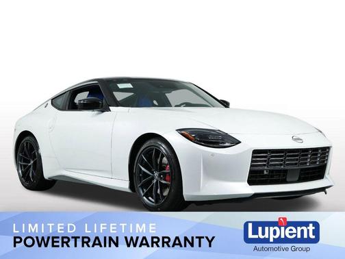 2t Wht Blk Roof 2024 Nissan Z Performance Coupe