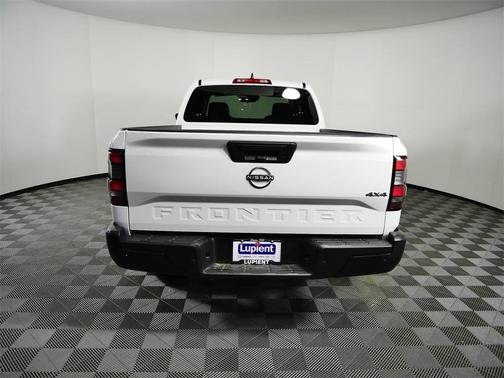 2025 Nissan Frontier S