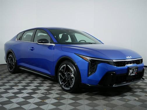 2025 Kia K4 GT-Line