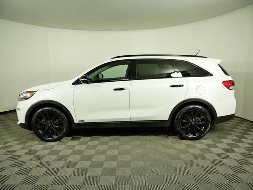 2019 Kia Sorento S