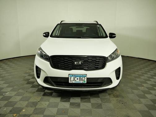 2019 Kia Sorento S