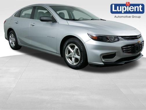 Silver Ice Metallic 2017 Chevrolet Malibu 1LS