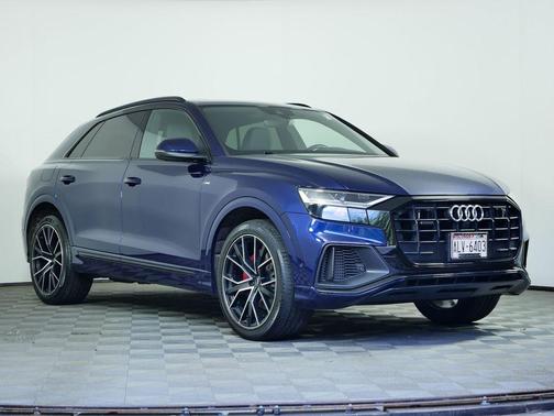 2020 Audi Q8 55 Premium Plus