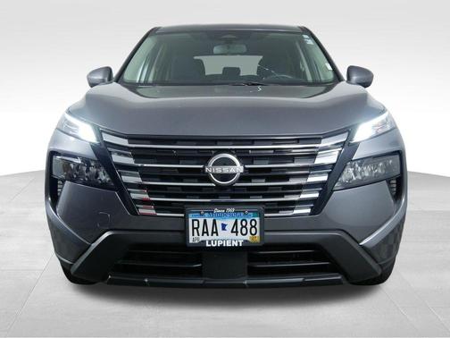Gun Metallic 2024 Nissan Rogue SV