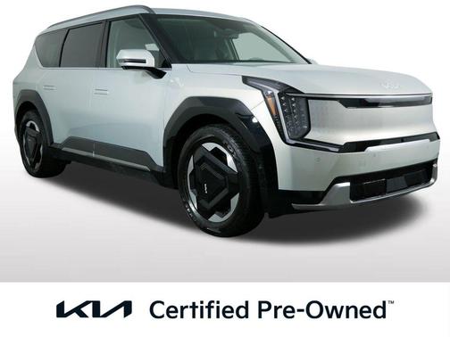 Ivory Silver 2024 Kia EV9 Land