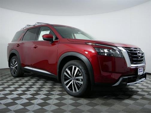 2025 Nissan Pathfinder Platinum