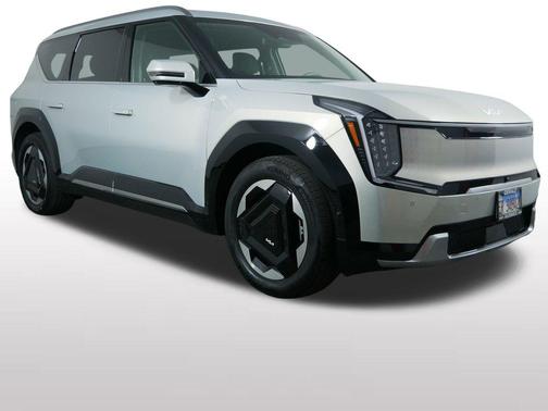 Ivory Silver 2024 Kia EV9 Land