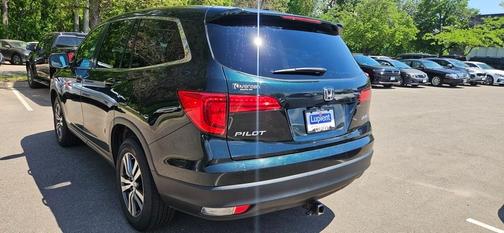 2016 Honda Pilot EX-L w/ Navigation
