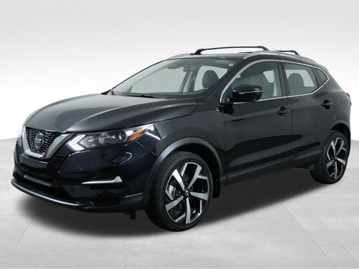 Magnetic Black 2022 Nissan Rogue Sport SL