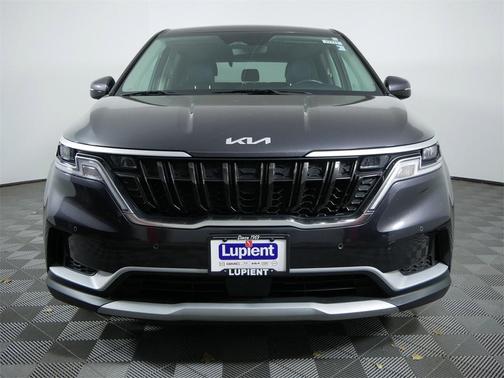 2023 Kia Carnival EX