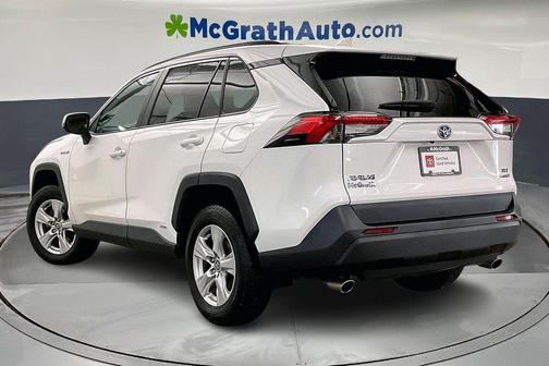 2020 Toyota RAV4 Hybrid XLE
