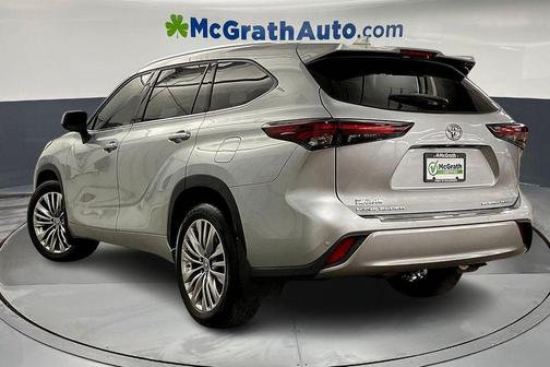 2024 Toyota Highlander Platinum